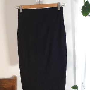⭐ 3\30$ black pencil skirt